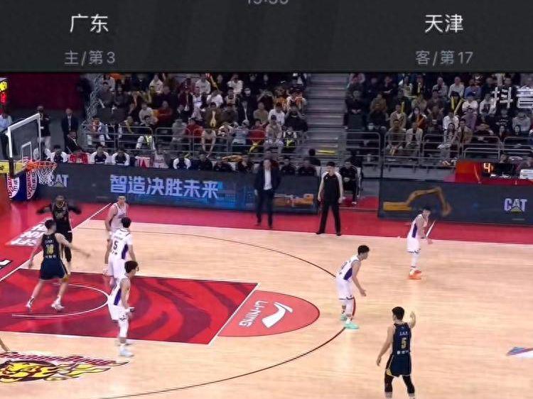 kaiyun-有惊无险！广东男篮98比89力克天津，萨姆纳狂轰39分拒绝爆冷